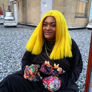 Meet your Posher, Afia